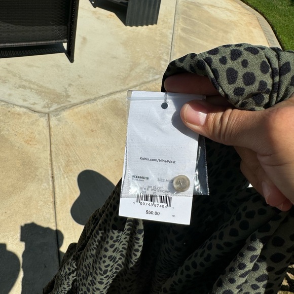 Nine West Dress Green Leopard Print 100% Polyester Button Front - Picture 5 of 8